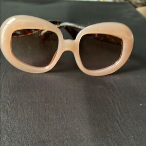 Chic Pink Sunglasses